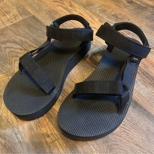 ~*~ Teva Midform Universal Sandals Black 9M ~*~